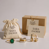 Dora - Elegantan Kvadratni Prsten sa Smaragdima